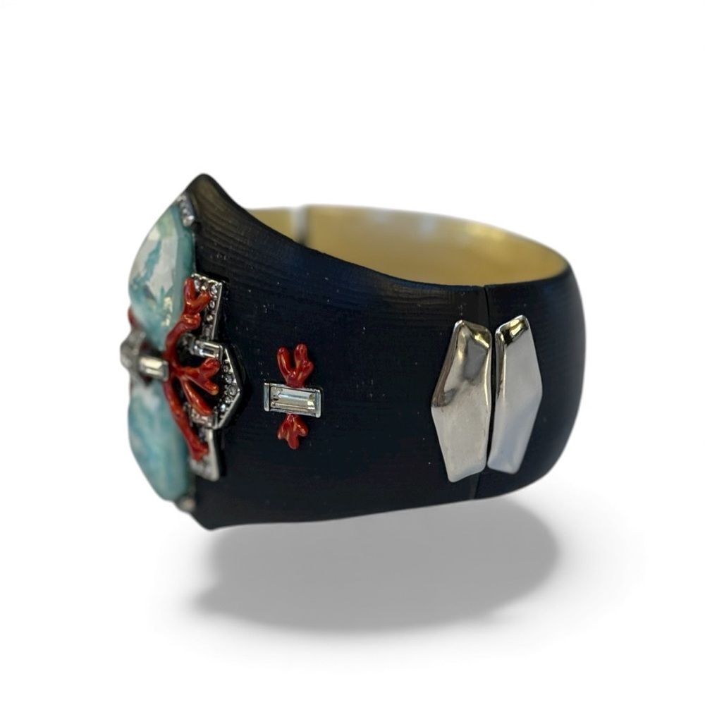 Alexis Bittar Coral Deco Hinged Bracelet - Picture 3 of 10